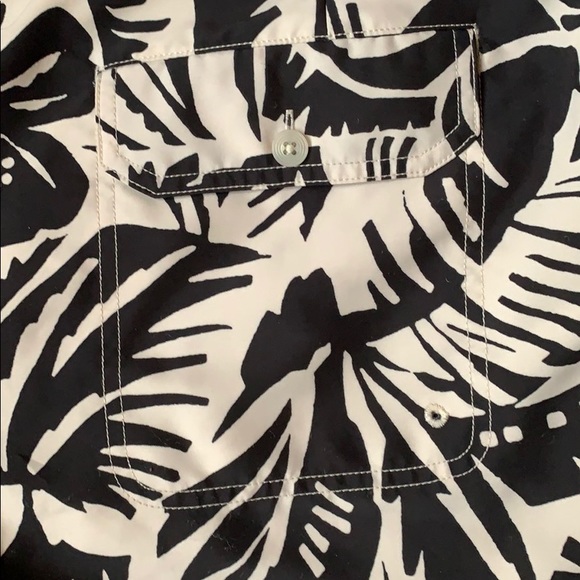 NWOT Club Monaco Lined Swim Trunks - Picture 4 of 7